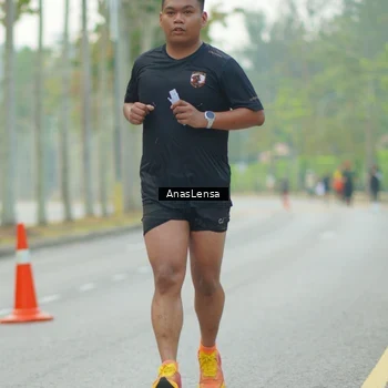 Runner Photo 8211797