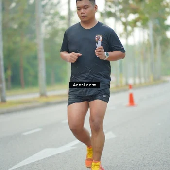 Runner Photo 8211858