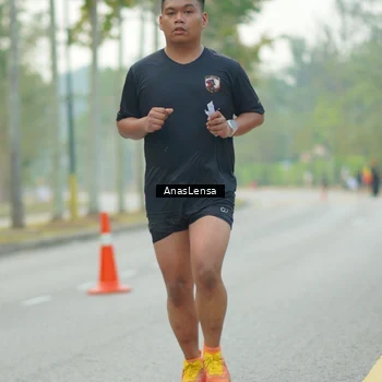 Runner Photo 8211860