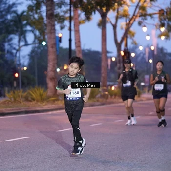 Runner Photo 8211894