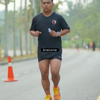 Runner Photo 8211901
