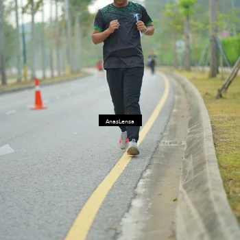 Runner Photo 8211913