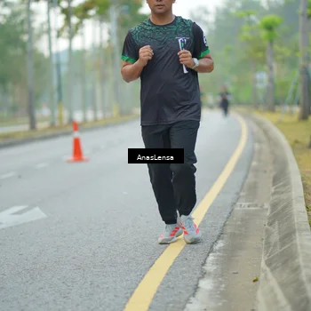 Runner Photo 8211949