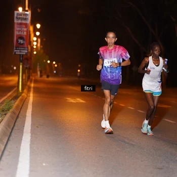 Runner Photo 8212049