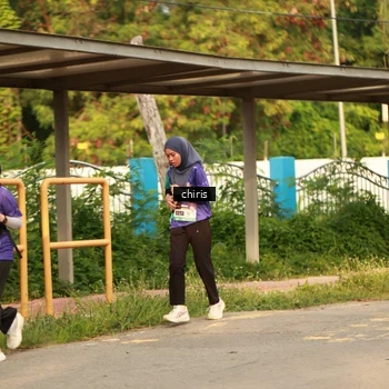 Runner Photo 8212055