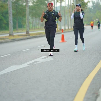 Runner Photo 8212059