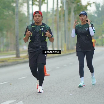 Runner Photo 8212064