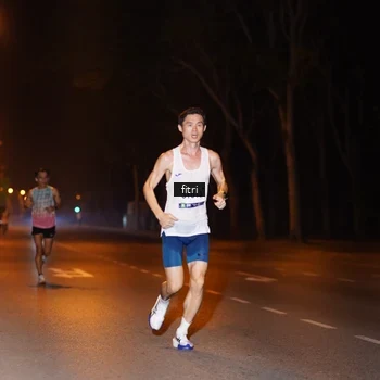 Runner Photo 8212095