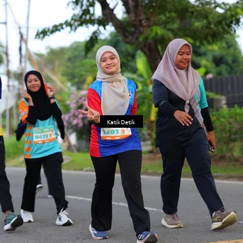 Runner Photo 8212101