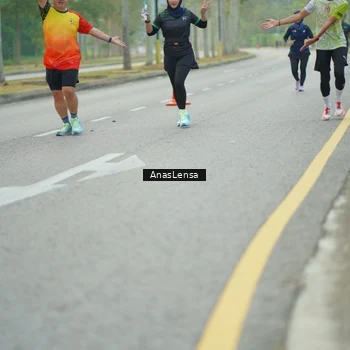 Runner Photo 8212236