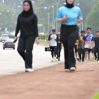 Runner Photo 8212316