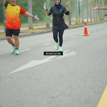 Runner Photo 8212329