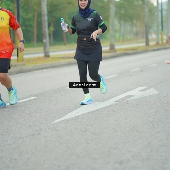 Runner Photo 8212330