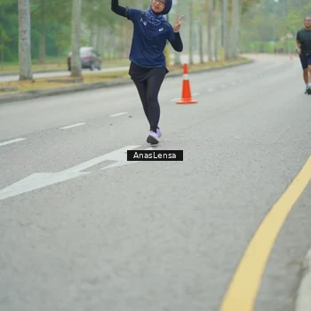 Runner Photo 8212346