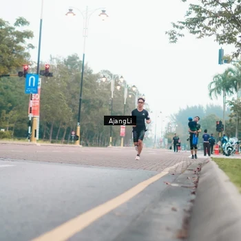 Runner Photo 8212364