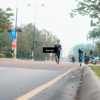 Runner Photo 8212370