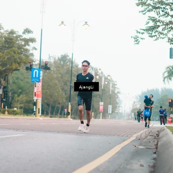 Runner Photo 8212376