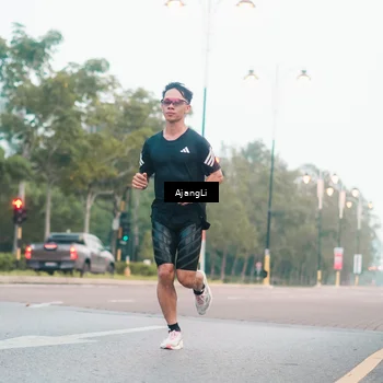 Runner Photo 8212379