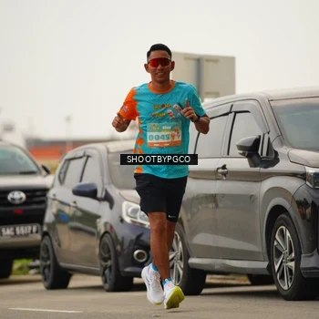 Runner Photo 8212384