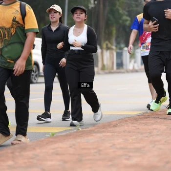 Runner Photo 8212399