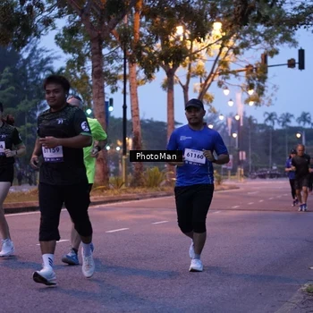 Runner Photo 8212418