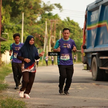 Runner Photo 8212441