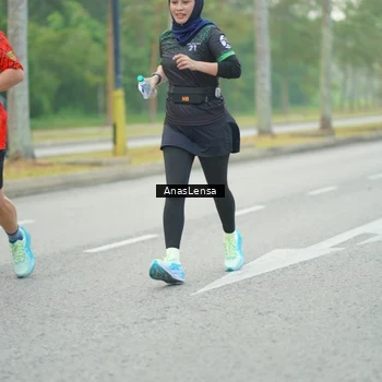 Runner Photo 8212453