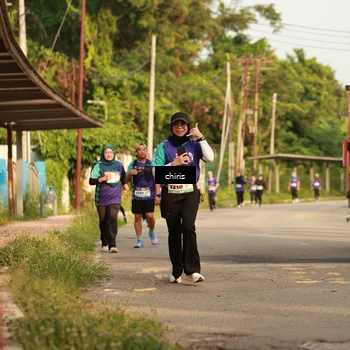 Runner Photo 8212504
