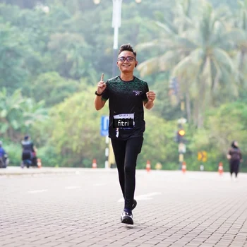 Runner Photo 8212575