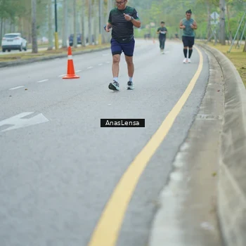 Runner Photo 8212581