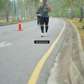 Runner Photo 8212647