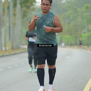 Runner Photo 8212649