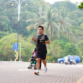 Runner Photo 8212709