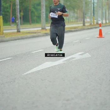 Runner Photo 8212713