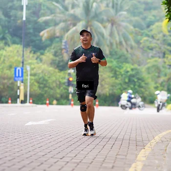 Runner Photo 8212800