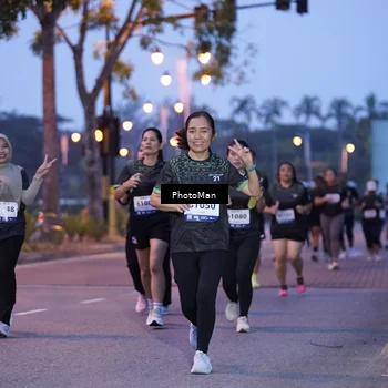 Runner Photo 8212805