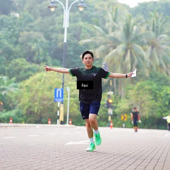 Runner Photo 8212907