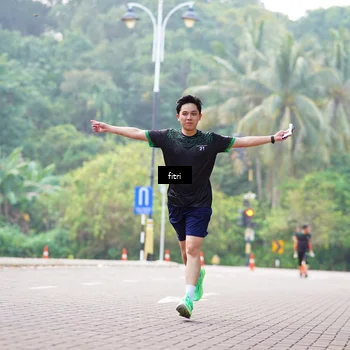 Runner Photo 8212917