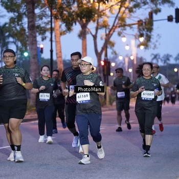 Runner Photo 8213020
