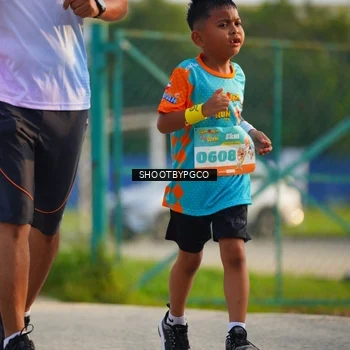 Runner Photo 8213034