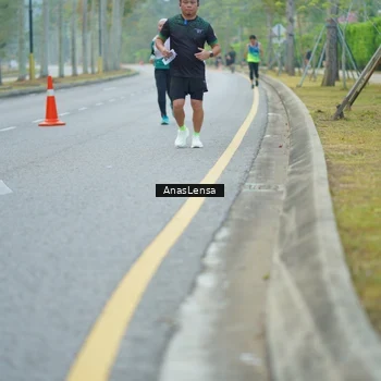 Runner Photo 8213050