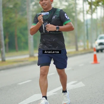 Runner Photo 8213054