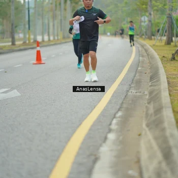 Runner Photo 8213115