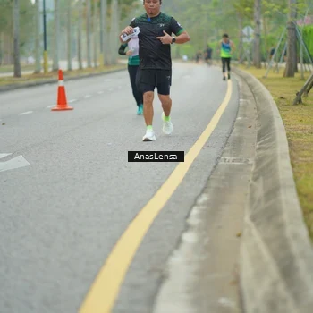 Runner Photo 8213127