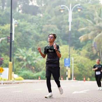 Runner Photo 8213221