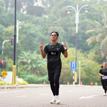 Runner Photo 8213224