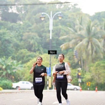 Runner Photo 8213244