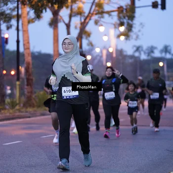 Runner Photo 8213257