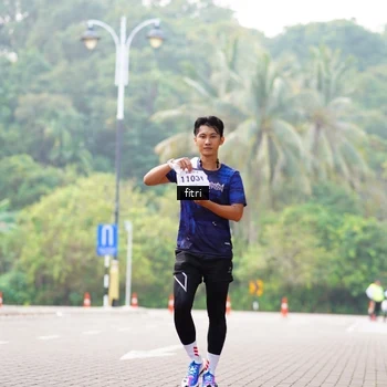 Runner Photo 8213287