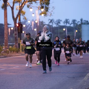 Runner Photo 8213319
